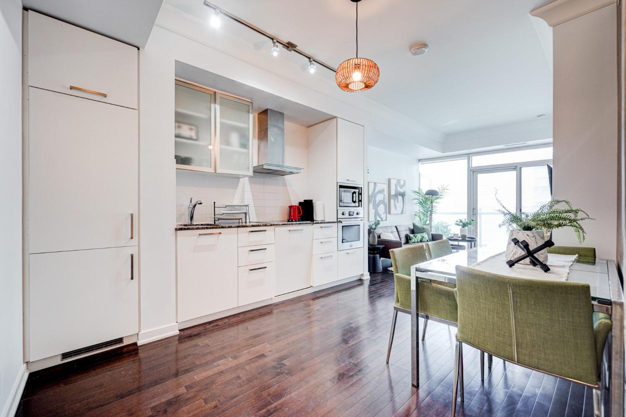 Skytree - Modern Rusty Condo Close To Union Station In Heart Of Downtown Toronto Exterior photo